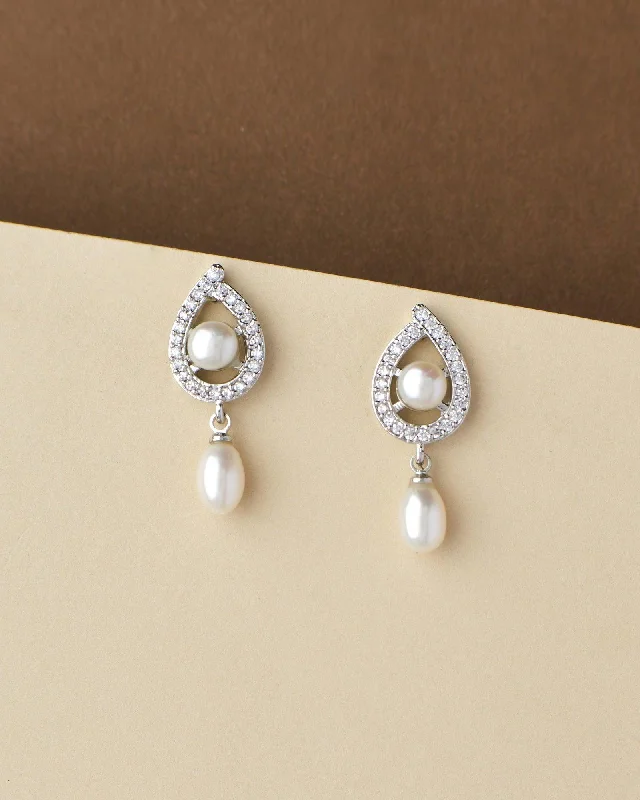 Best hoop earrings with baroque pearls for a luxurious and elegant vibe-Trendy White Hang Pearl Earring