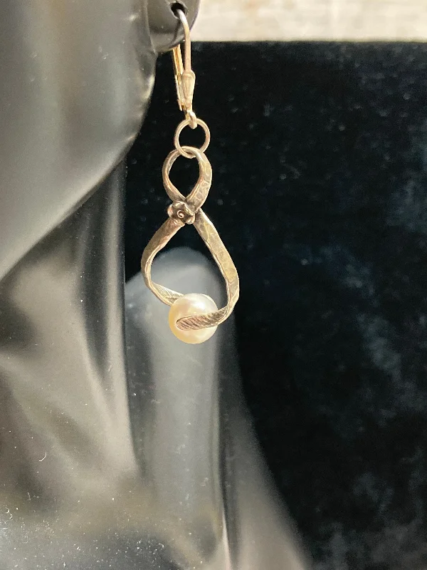 Best hoop earrings with delicate chain details for a trendy and stylish design-Earrings Designer By Cmb