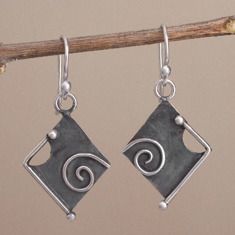 Hoop earrings with polished metal for a shiny and high-quality finish-Freeform Beauty Peruvian Modern Style Sterling Silver Dangle Earrings