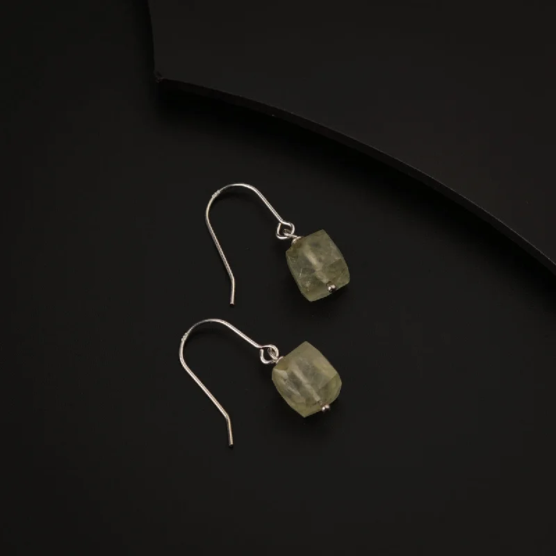 Best hoop earrings with satin ribbons for a soft, feminine appearance-Peridot Silver Earring