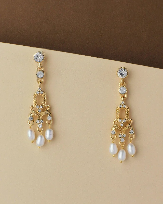 Hoop earrings with textured gold for a refined and sophisticated aesthetic-Trendy White Hang Pearl Earring