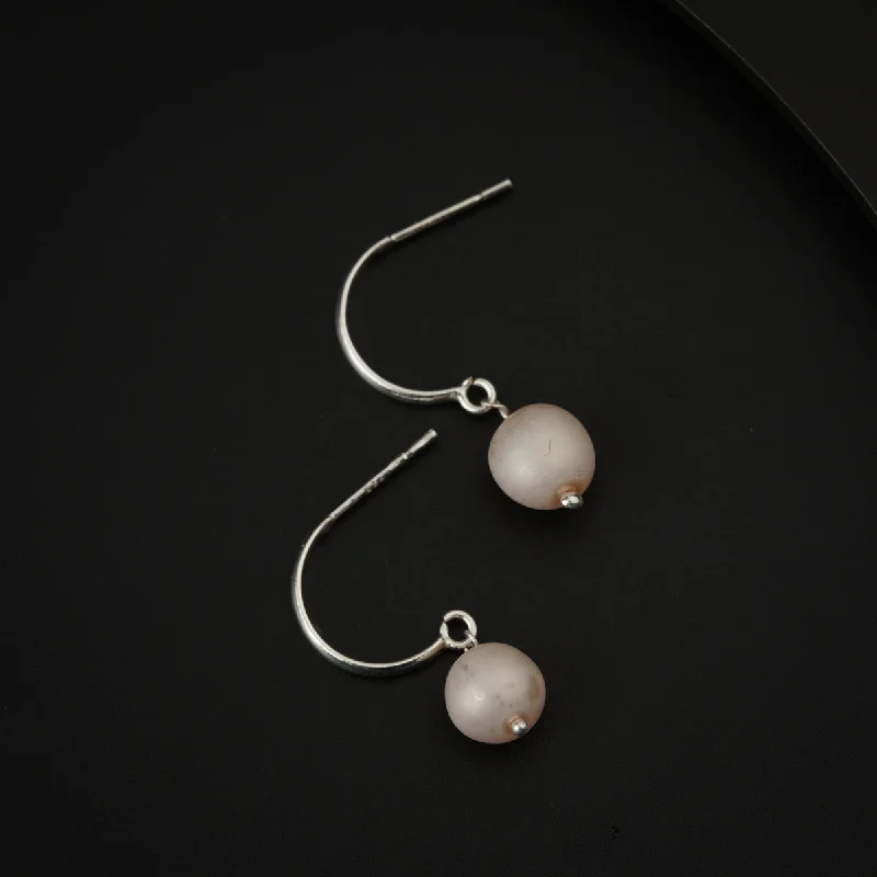 Best hoop earrings with rose gold for a romantic and warm aesthetic-Single Pearl Silver Earring