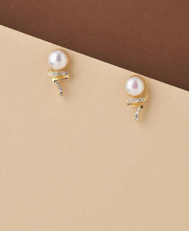 Large hoop earrings for a bold and statement-making fashion accessory-Trendy White Pearl Stud Earring