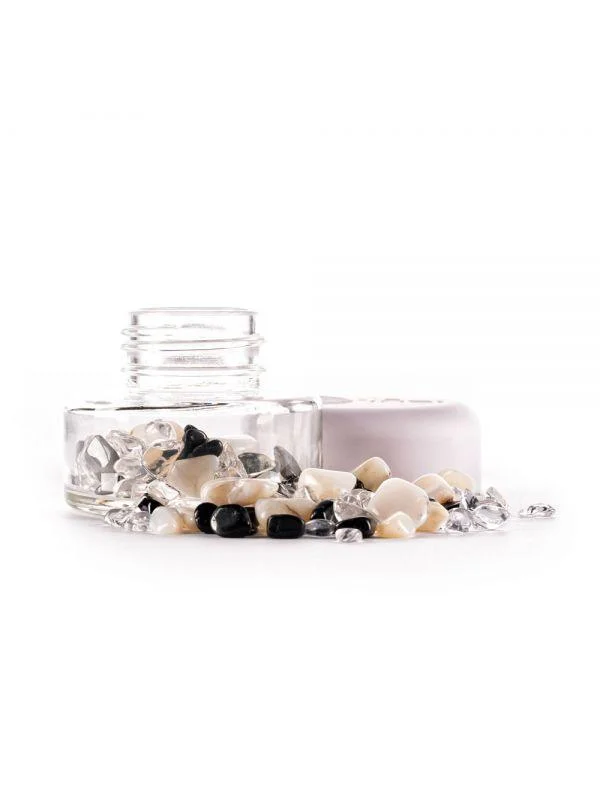 Stunning necklaces and pendants with sapphire gemstones for a luxurious blue hue-INU! Crystal Jar - Yin Yang