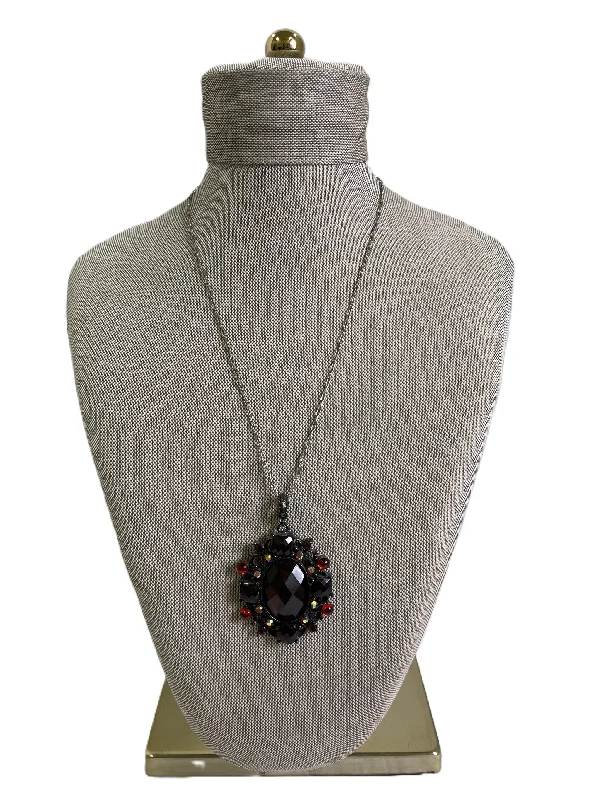 Layered necklaces and pendants for a trendy and fashionable stacked look-Necklace Pendant By Cmf