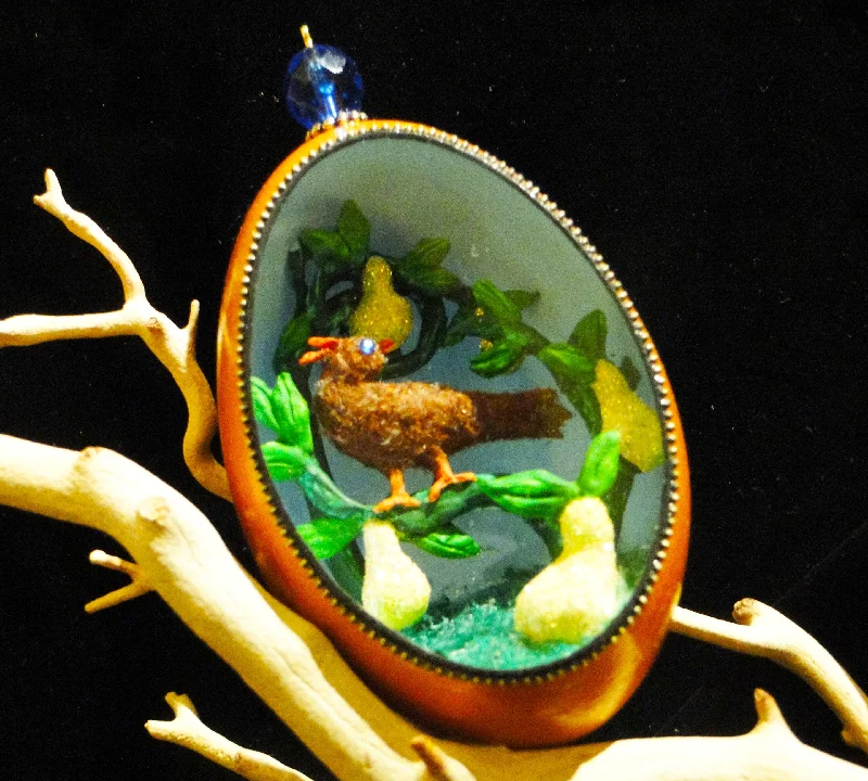 Unique necklaces and pendants with tree of life motifs for nature-inspired elegance-Partridge In A Pear Tree Goose Egg Ornament