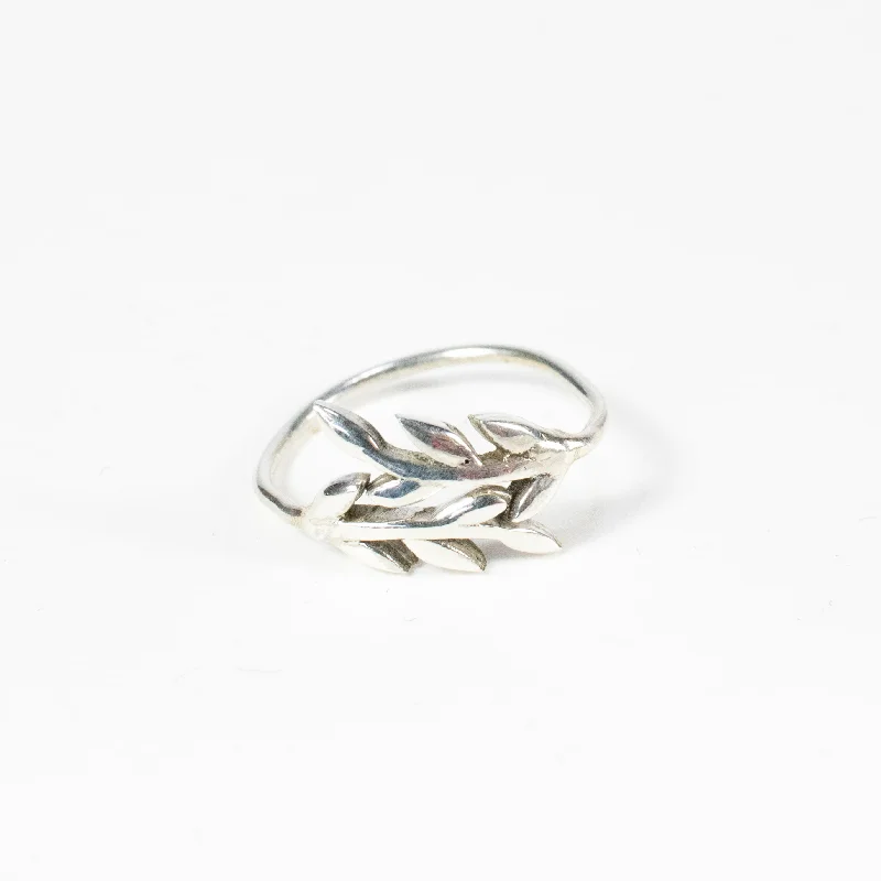 Rings with oxidized bands for vintage edge -Silver Eden Midi Ring